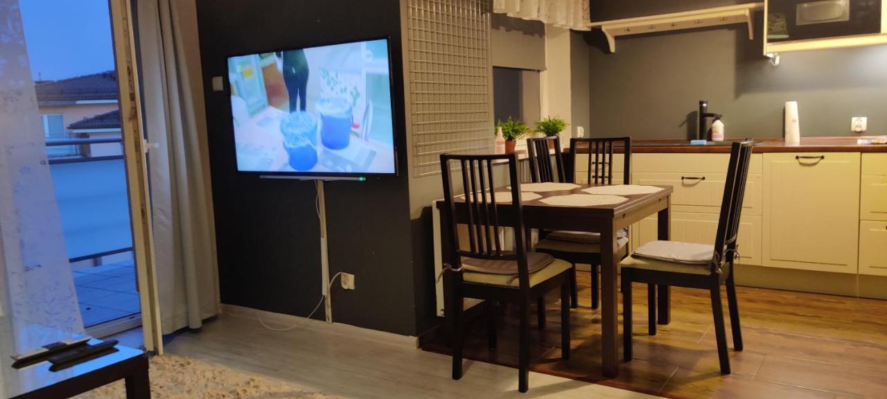 גדינייה Apartament Lesna Z Tarasem מראה חיצוני תמונה