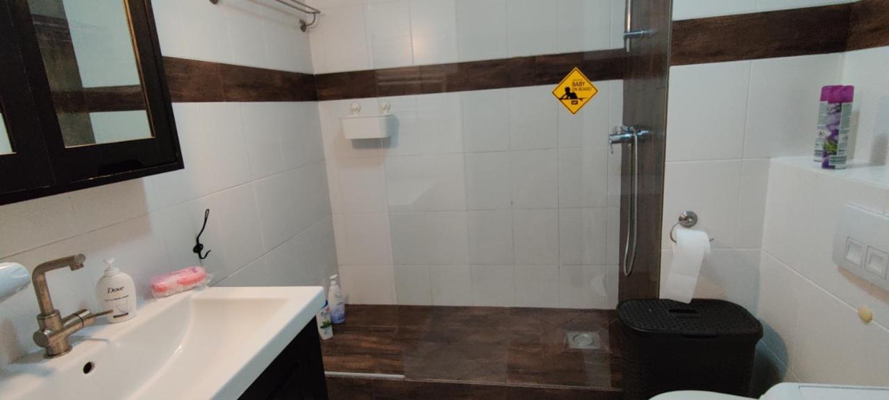 גדינייה Apartament Lesna Z Tarasem מראה חיצוני תמונה